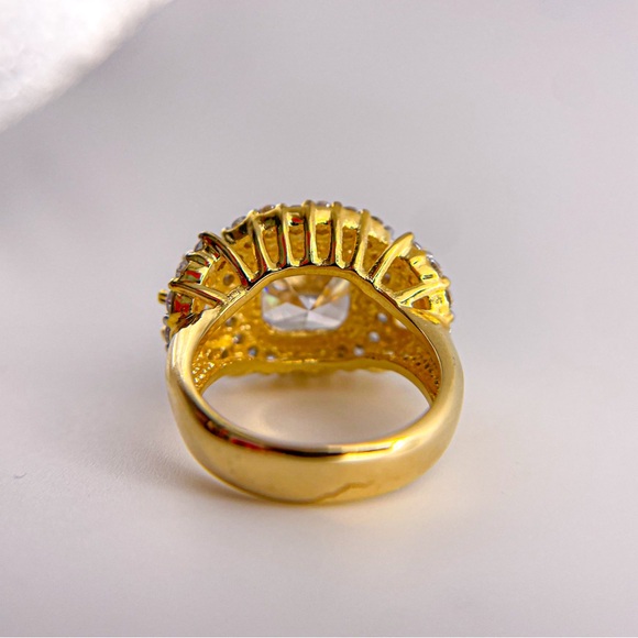 Cushion cut cubic zirconia gold toned ring with round and half circle accents - Picture 5 of 14